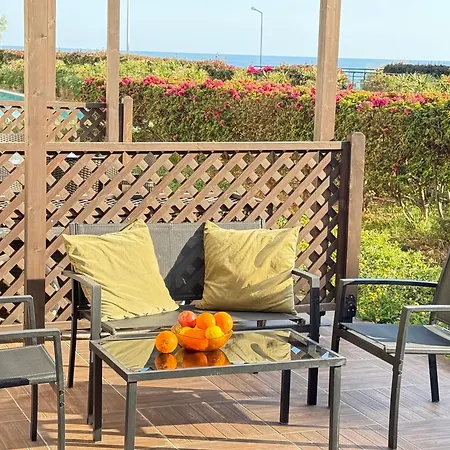Olive By The Sea Apartman *